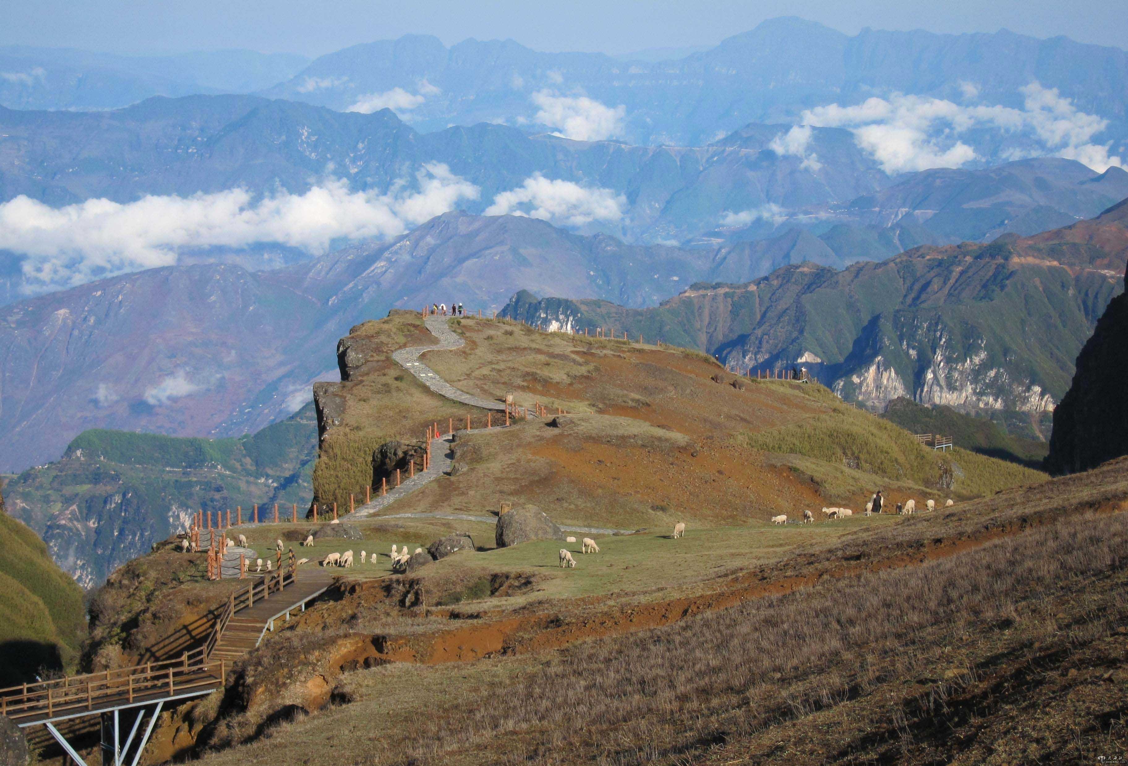亚洲一绝:己衣大裂谷