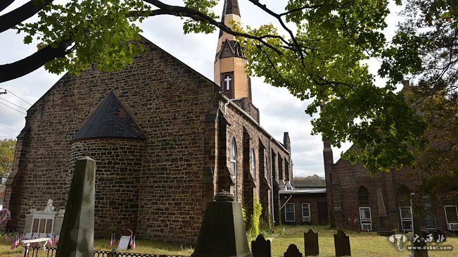 美国新泽西州贝尔维尔镇一教堂发现大量华人遗骸