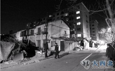 2月4日晚,事发地已被警方控制起来。图/CFP