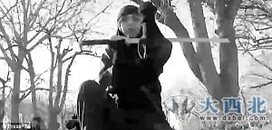 表演剑术 表演剑术