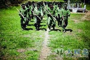 克钦独立军士兵正在操练。(资料图片) 克钦独立军士兵正在操练。(资料图片)