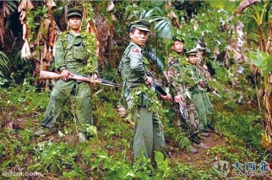 克钦独立军习惯于在山间密林生活和战斗,又被称为“山兵”