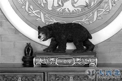 2011年2月17日,北京东三环附近,归真堂店试营业。 2011年2月17日,北京东三环附近,归真堂店试营业。