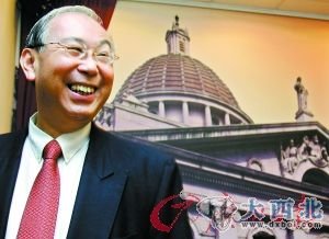 香港前政务司司长许仕仁。资料图片 香港前政务司司长许仕仁。资料图片