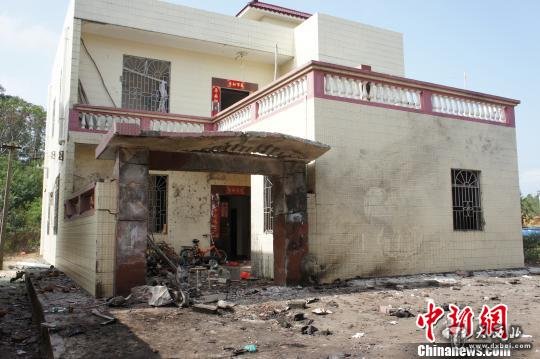 事发现场 邓捷 摄