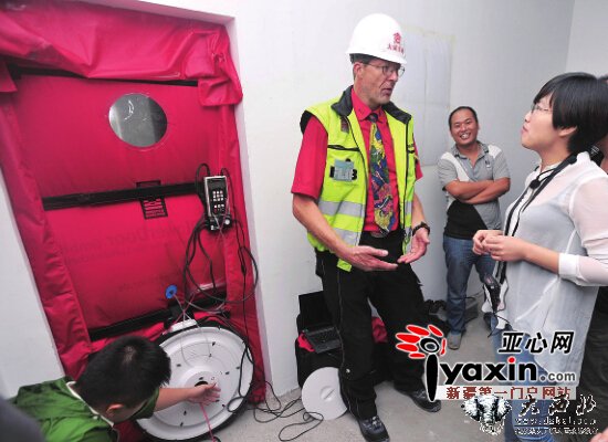 西北首座被动式建筑现乌鲁木齐市 墙厚半米窗户玻璃三层可将室内废气转换成热能 西北首座被动式建筑现乌鲁木齐市 墙厚半米窗户玻璃三层可将室内废气转换成热能