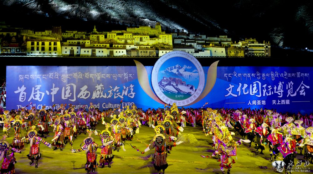 首届中国西藏旅游文化国际博览会开幕 