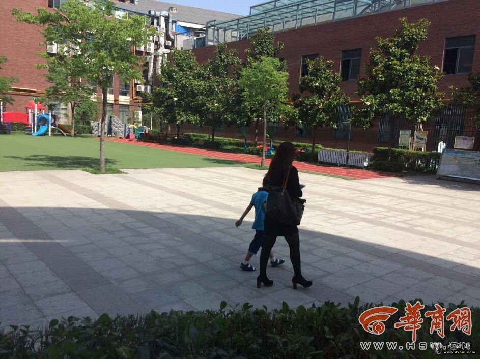 点击图片进入下一页 yf9kya5b.jpg