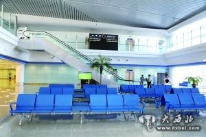 航站楼的旅客休息区。 航站楼的旅客休息区。