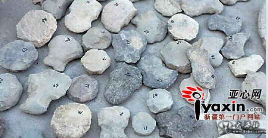 新疆农民攒115件春秋战国文物全部捐出 大部分在自家地里挖出,博州博物馆头一次遇到大批量捐献 新疆农民攒115件春秋战国文物全部捐出 大部分在自家地里挖出,博州博物馆头一次遇到大批量捐献