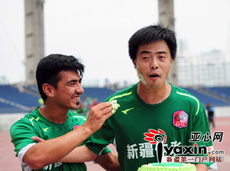 新疆雪豹大胜北京理工中甲排行榜上进前十 火热达10登上射手榜榜首 新疆雪豹大胜北京理工中甲排行榜上进前十 火热达10登上射手榜榜首