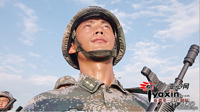 新疆“昆仑战神”将亮相天安门36秒 身高1.77-1.84米5月28日集训至今只为闪耀100米受阅路 新疆“昆仑战神”将亮相天安门36秒 身高1.77-1.84米5月28日集训至今只为闪耀100米受阅路