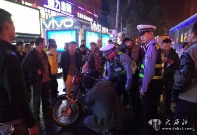 兰州城关交警开展夜间交通秩序整治行动