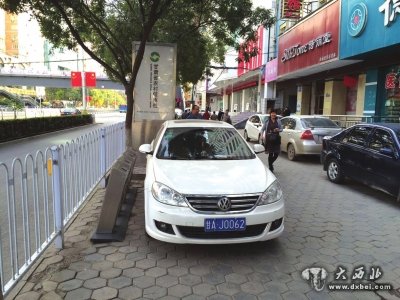 这样停车,算不算违章?