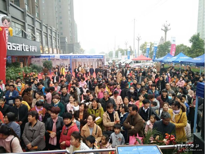 海尔全球品牌节成世界的中心:让中国领先世界进入智能时代