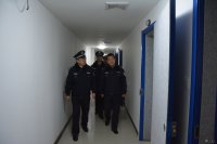 城关警方开展治安清查