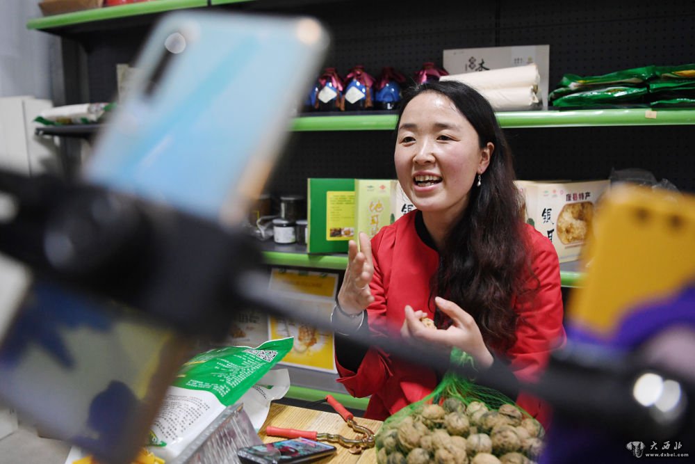 全国人大代表梁倩娟: