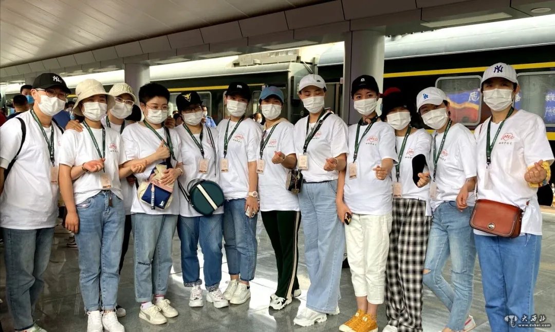 甘肃首批抗疫一线200余