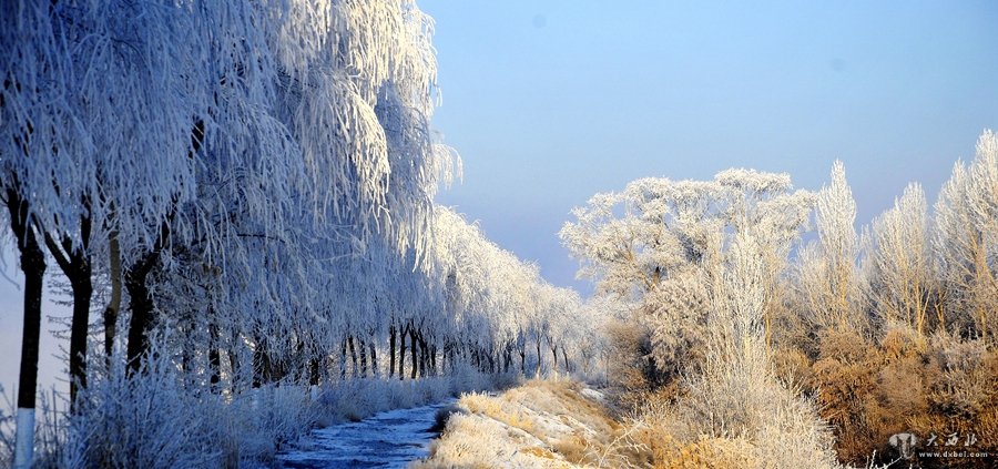 甘肃高台:云雾蒸腾宛