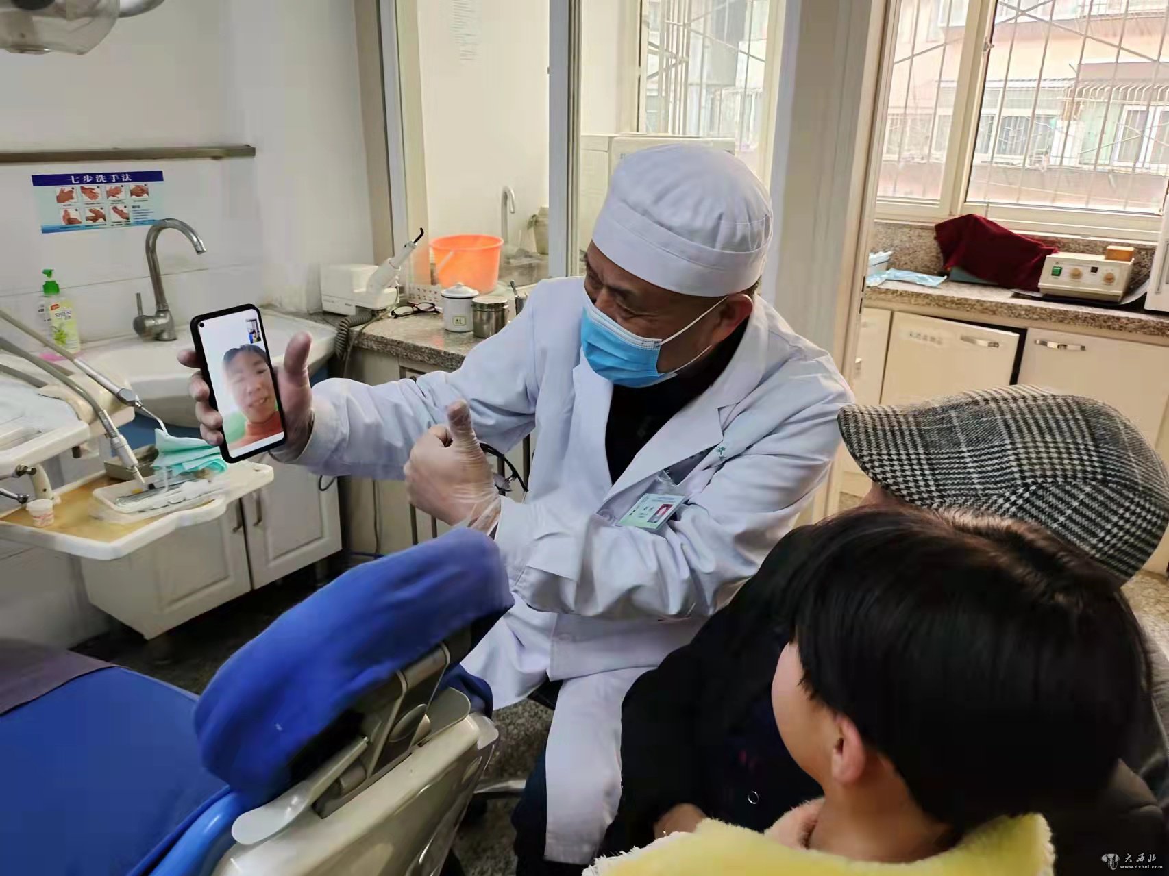 视频下取牙:牙医故事