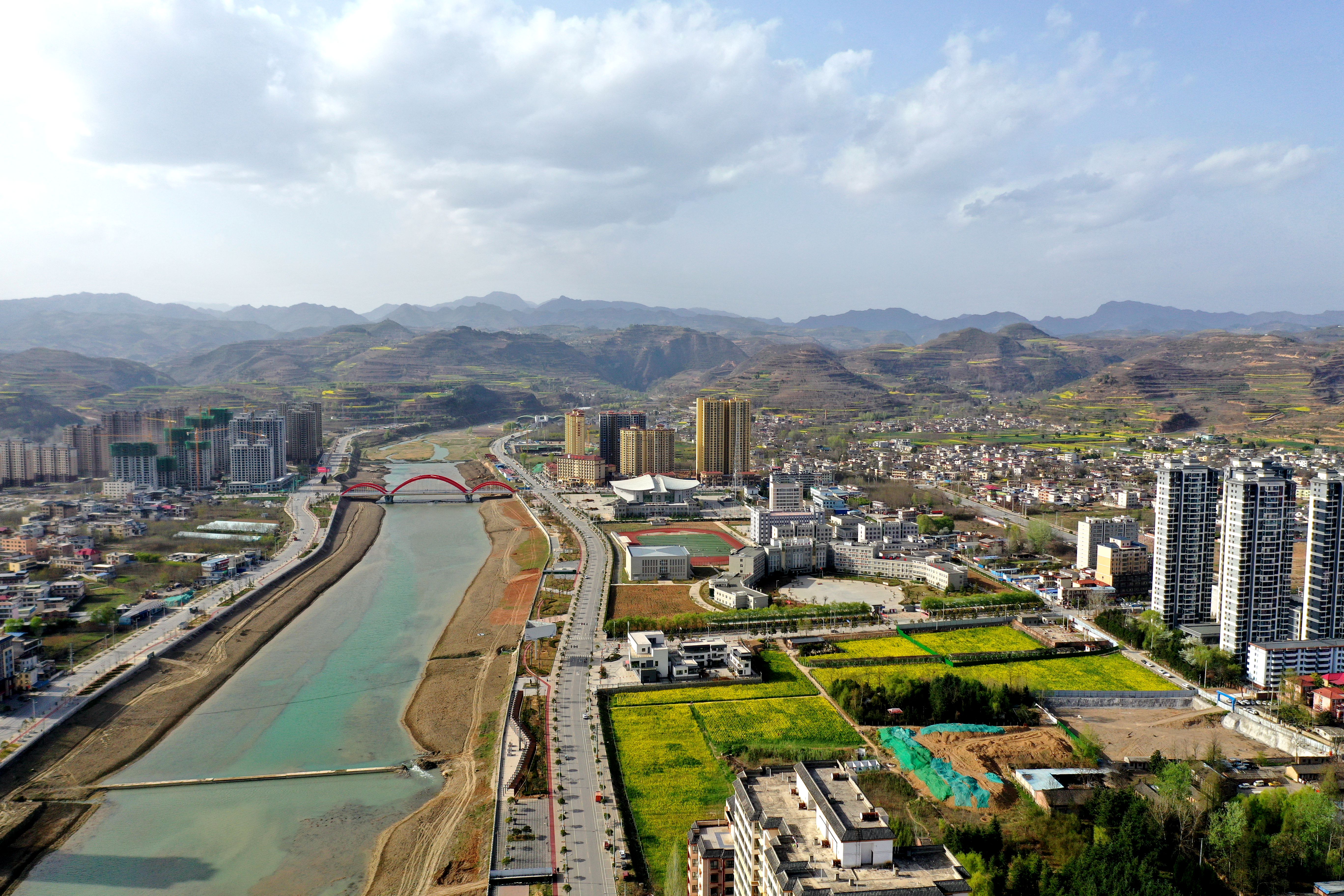 甘肃成县：千年古城锦