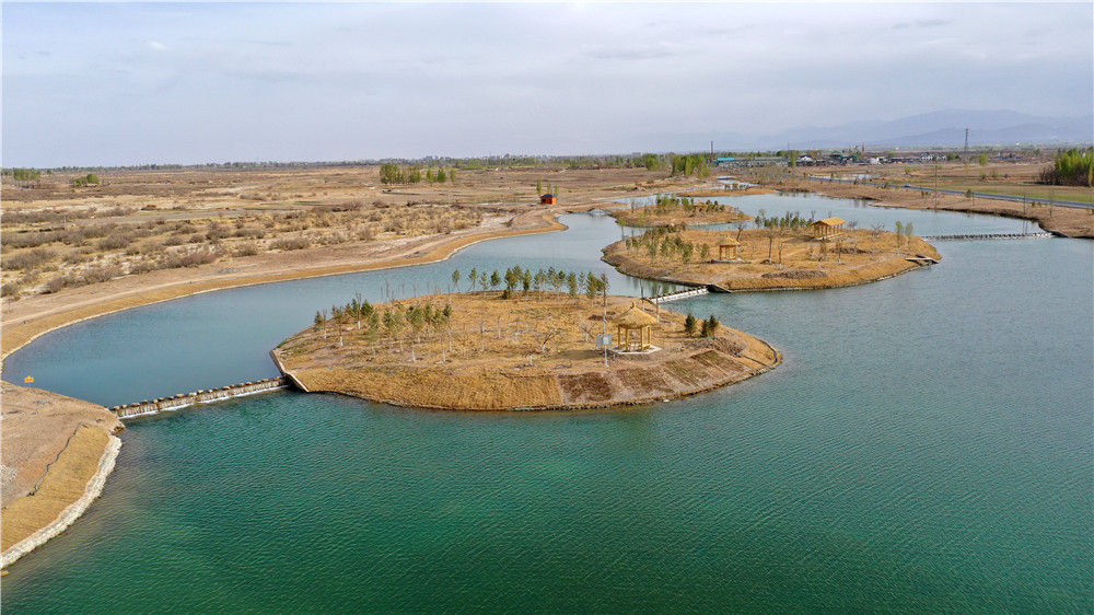 居延海上活水来——黑