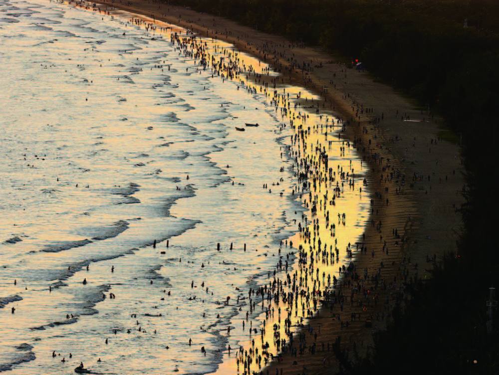 半月谈丨主动谋转型,