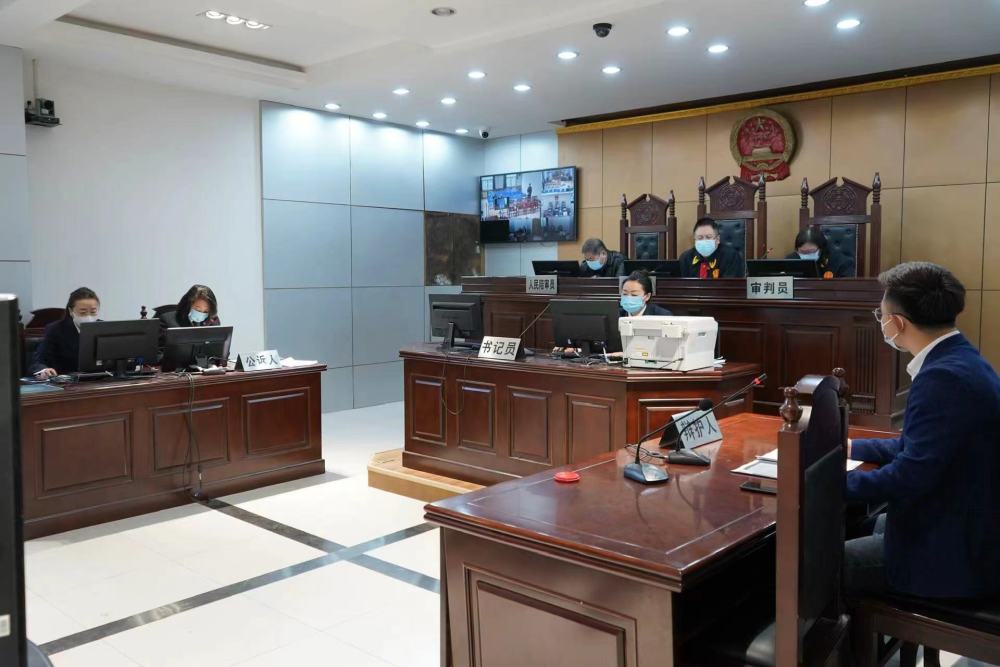 甘肃:7人因盗掘古脊椎