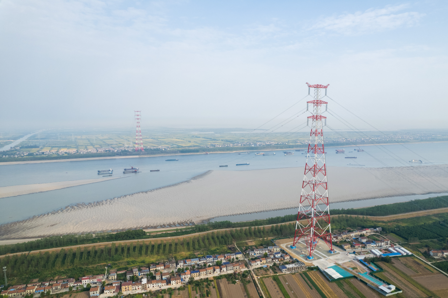 长江流域“抗旱会战”