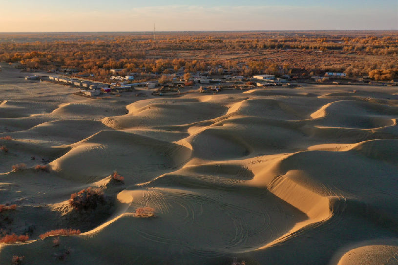 引流百万游客打卡新疆