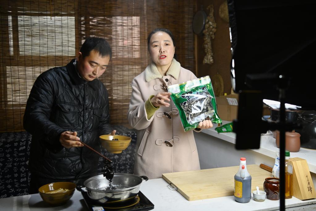 走出去稳下来——甘肃