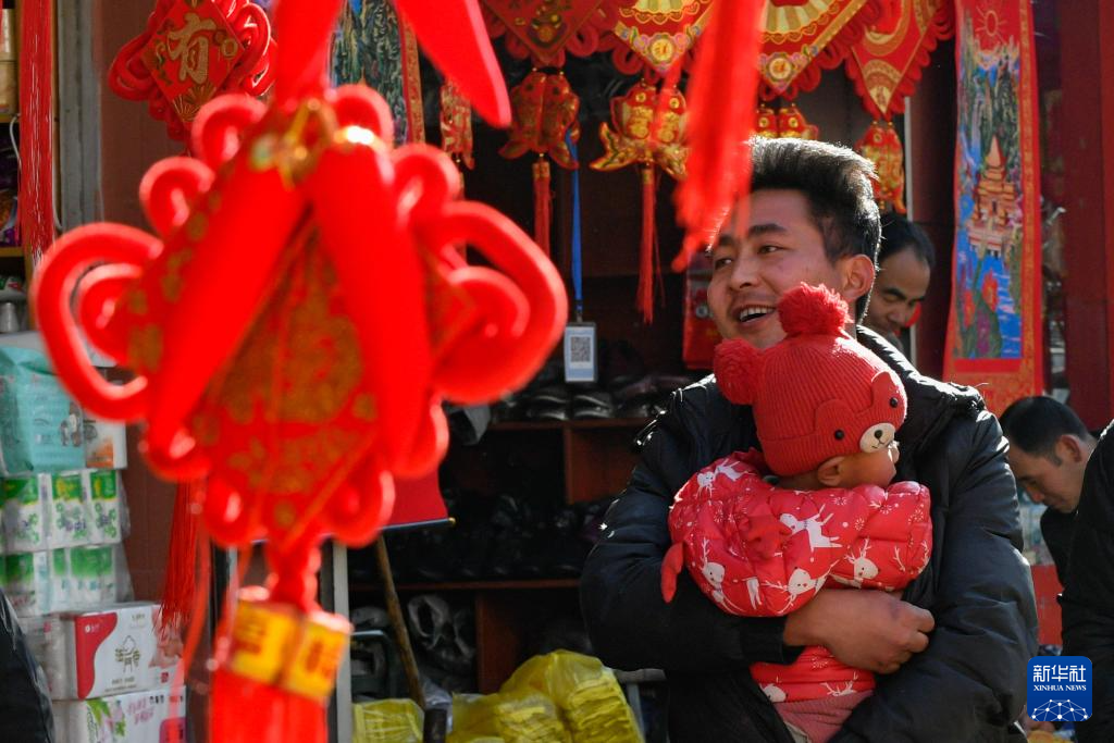 炸油果、赶年集、办“